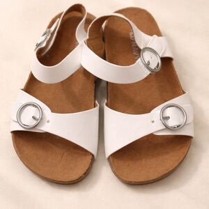 Toddler girls White summer Sandals with Silver Accents - old navy calla lily